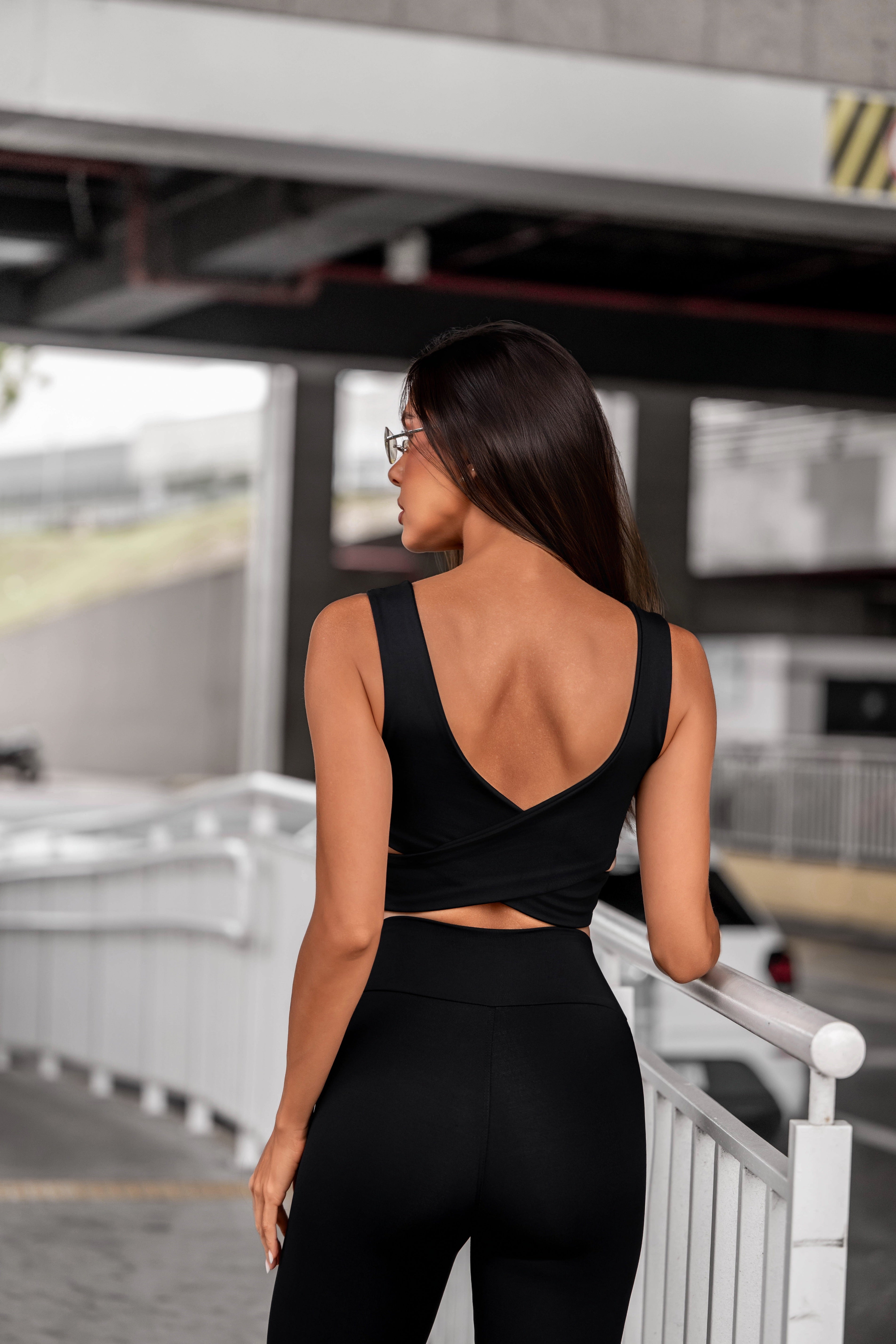 Top Layer Black